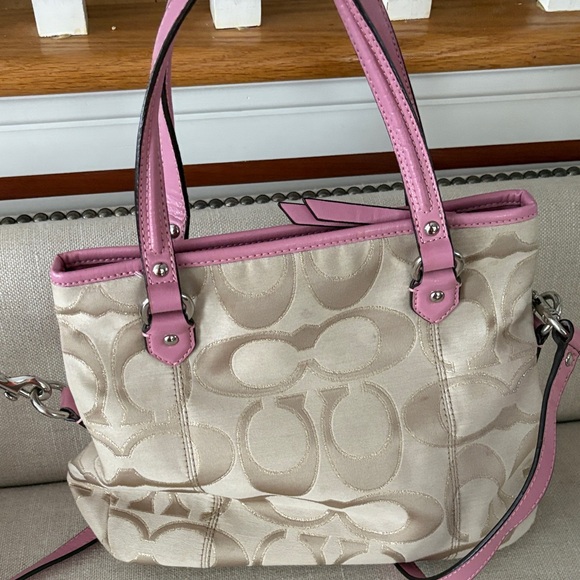 Coach Beige and Pink Shoulder Bag - Picture 3 of 4